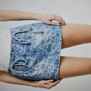 NWT PTCL Medium Wash Drawstring Front Flower Print Denim Miniskirt  Large